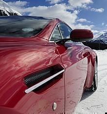 Aston Martin ON ICE